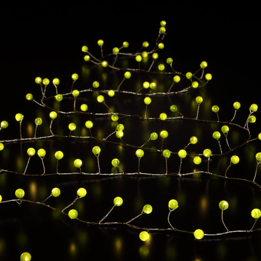 Green Snowberry Cluster Wire Lights