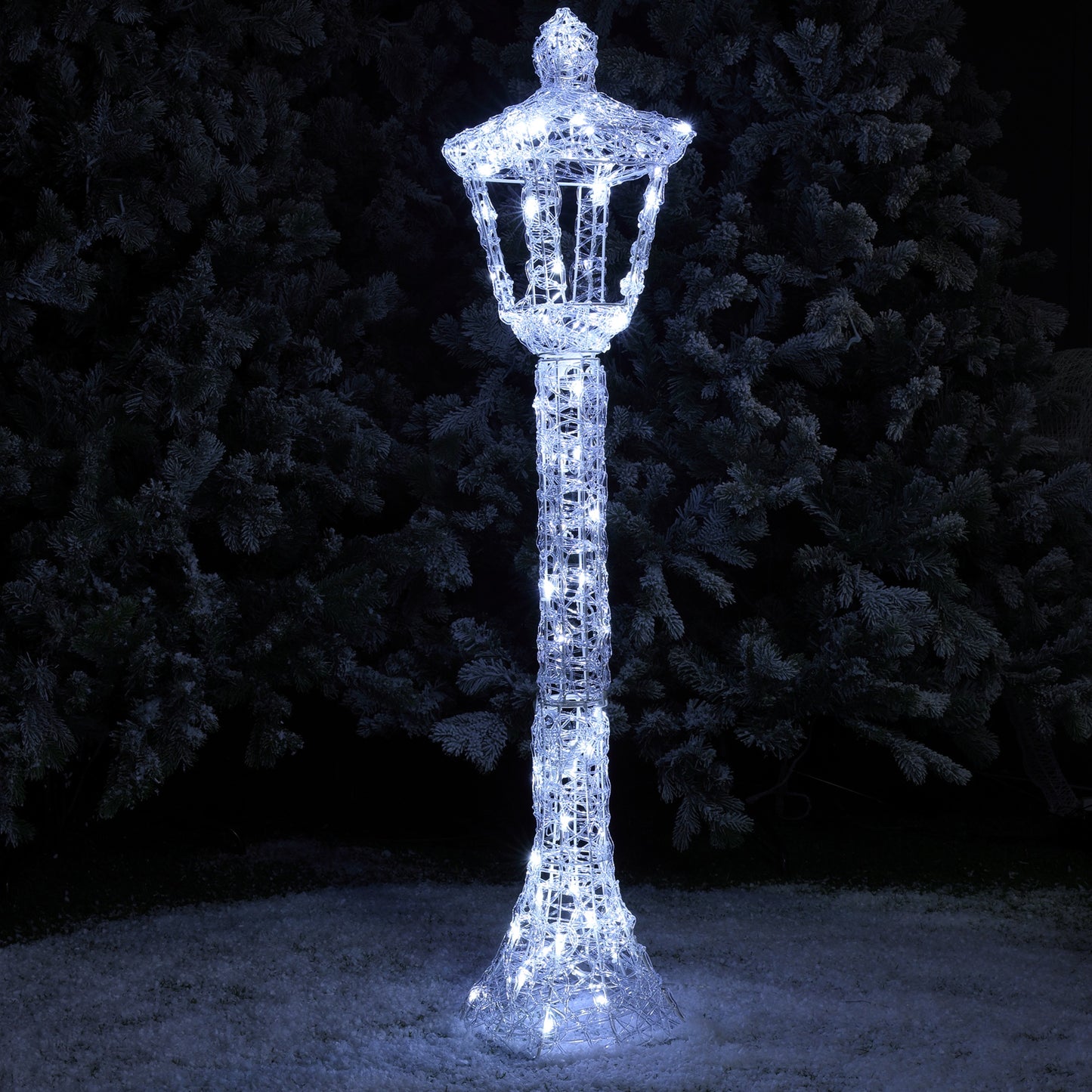 1.15 Spun Acrylic Dickensian Lamp Post