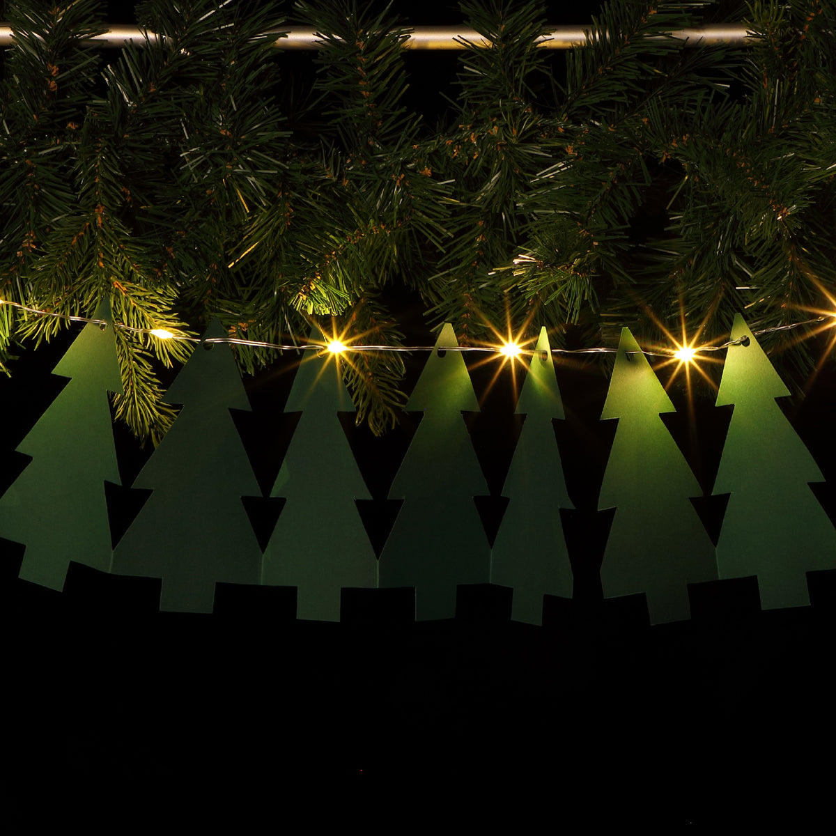 Green Tree Chain DIY Green Tree Paper Chain - 10 Warm White LEDs - NOMA
