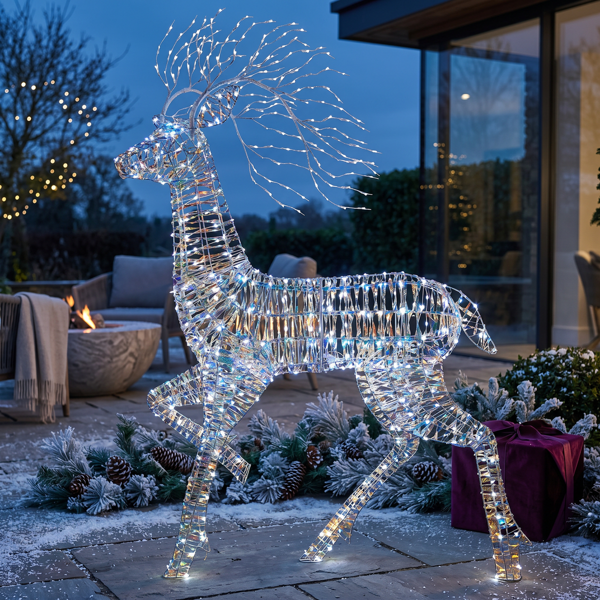 2M Iridescent Highland Stag