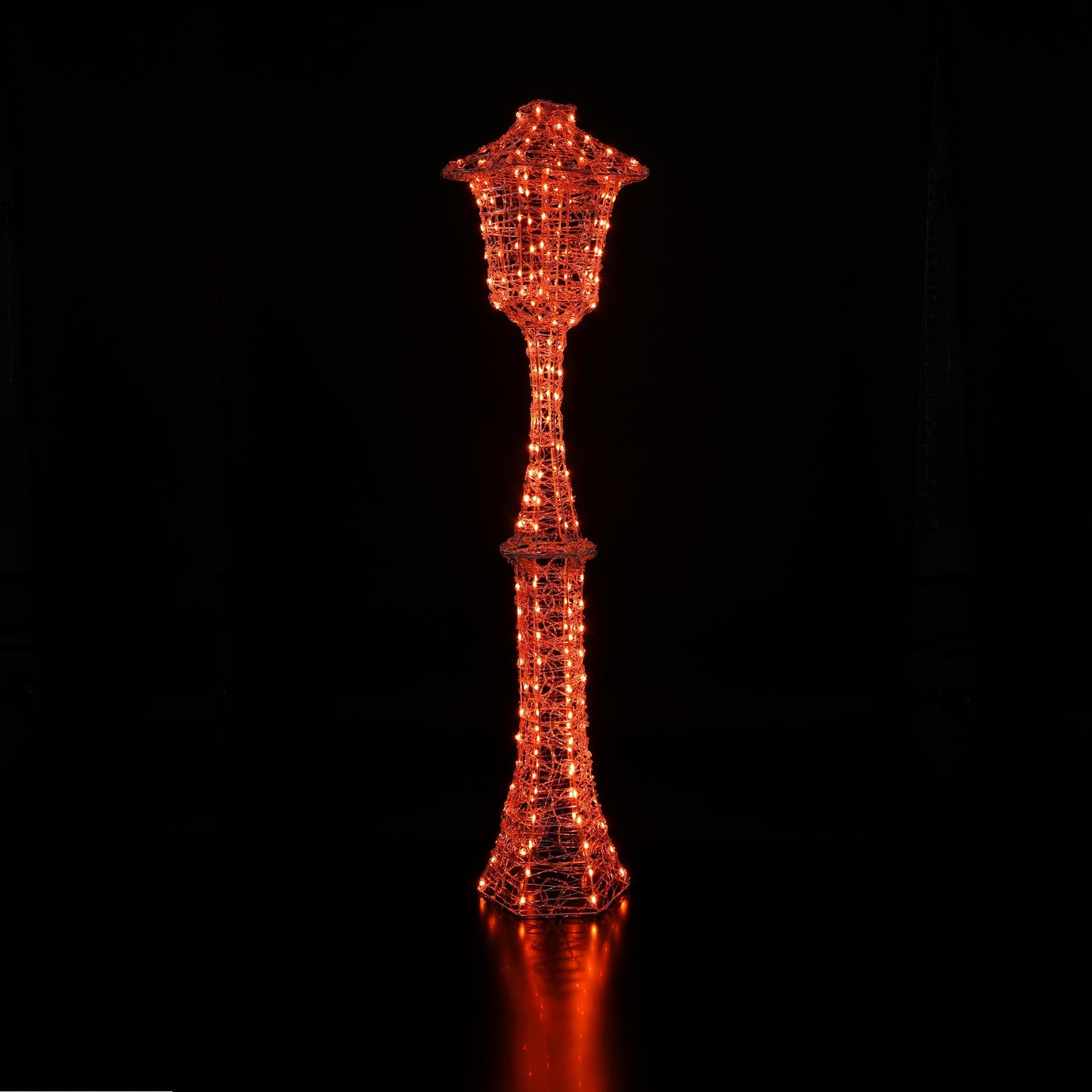 Spectrum 1.5M Spun Acrylic Dickensian Lampost