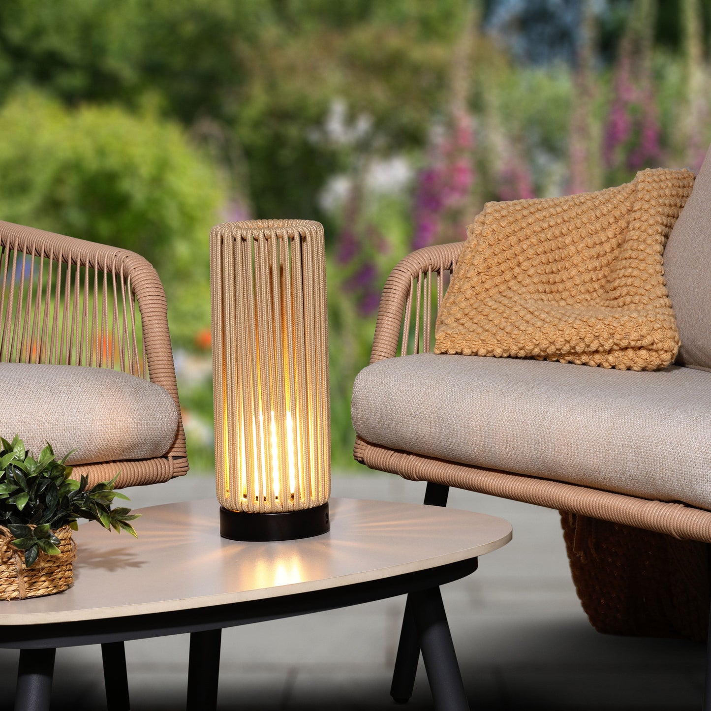 Tubetto Latte 34cm Table Lamp