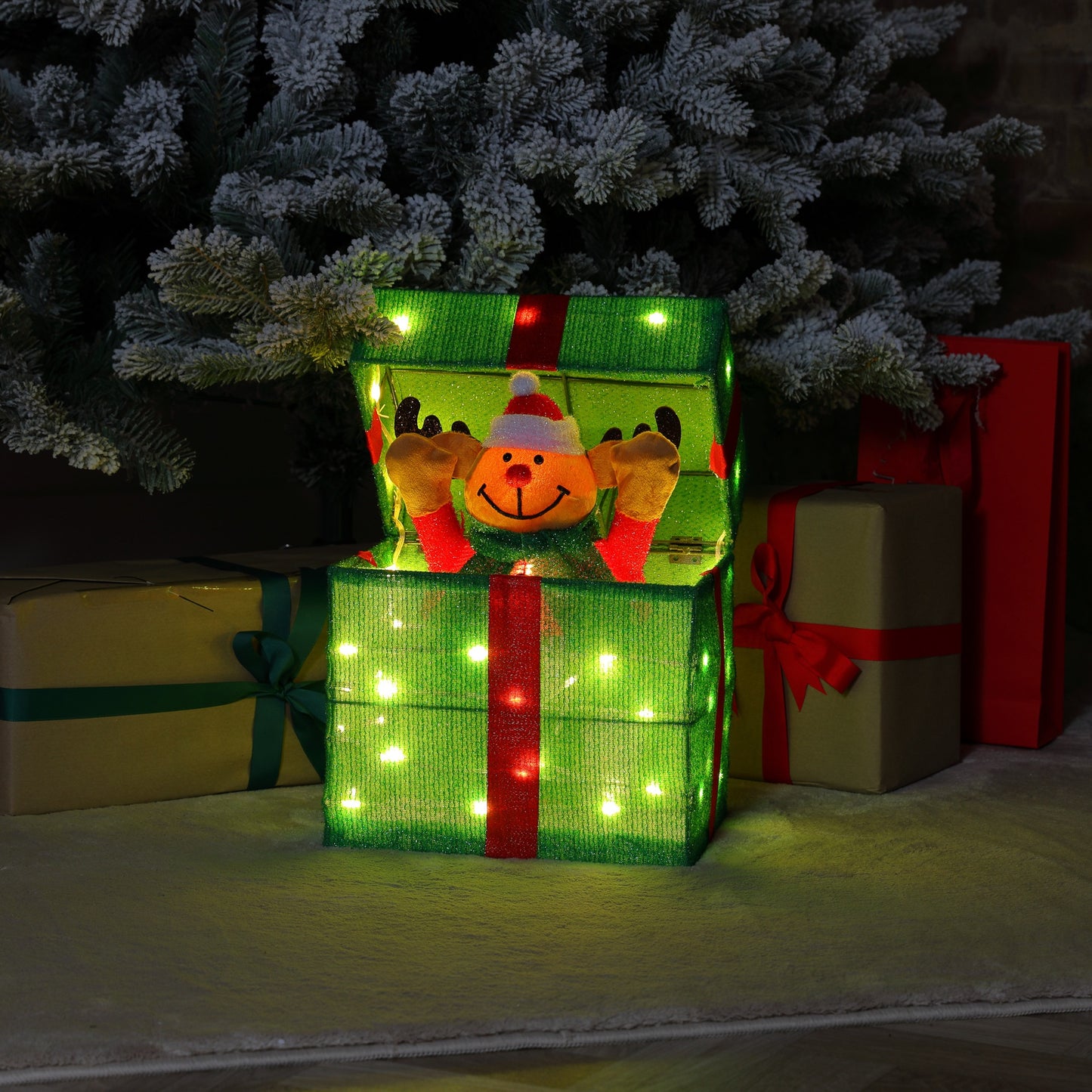 Pop-Up Reindeer Present