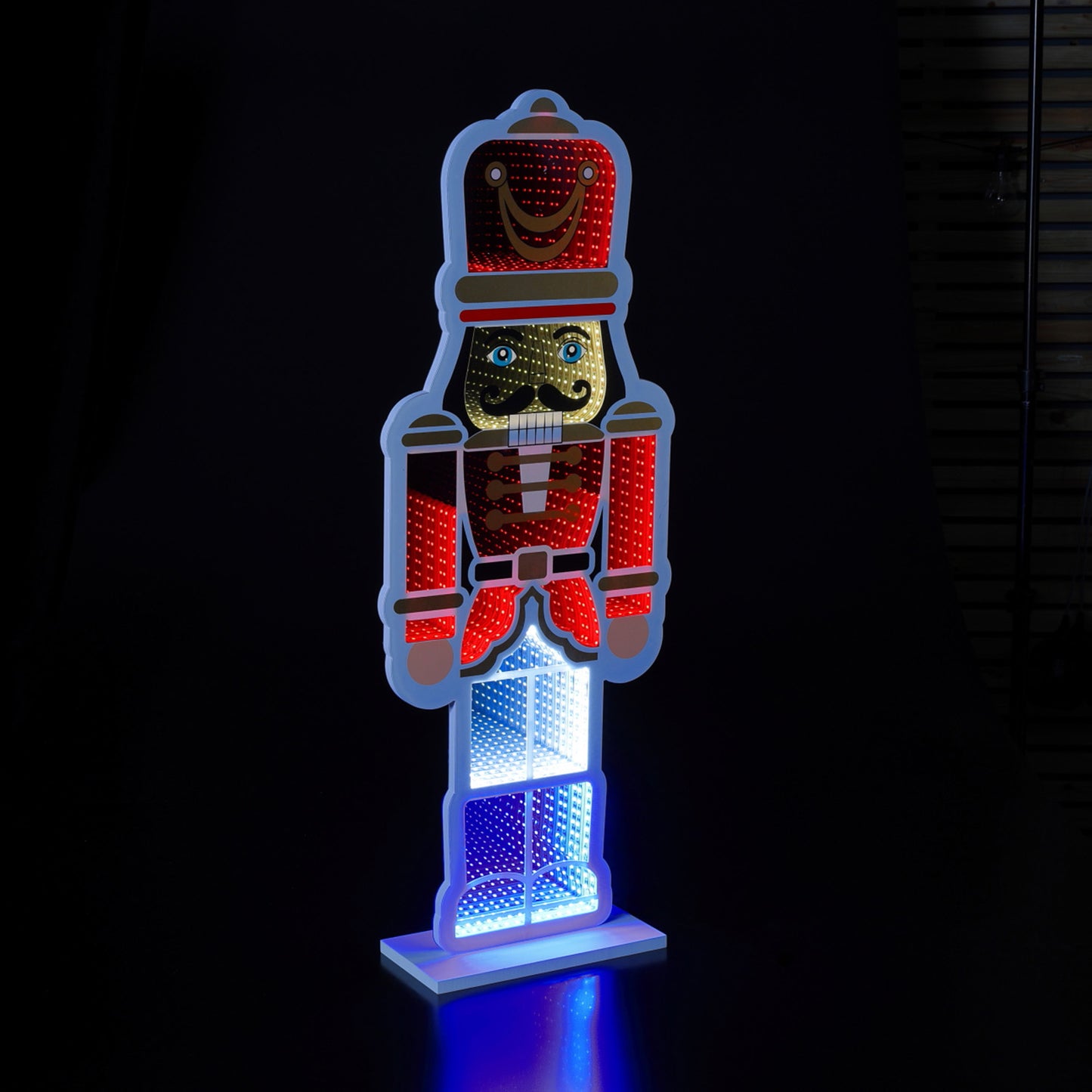 76CM Infinity Nutcracker