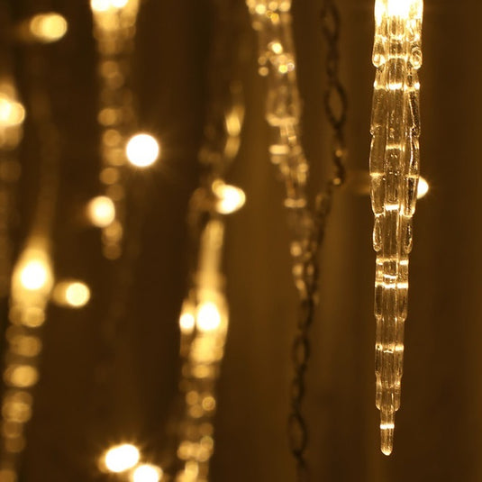 5M Warm White Snowing Icicles With White Cable - 240 LEDS